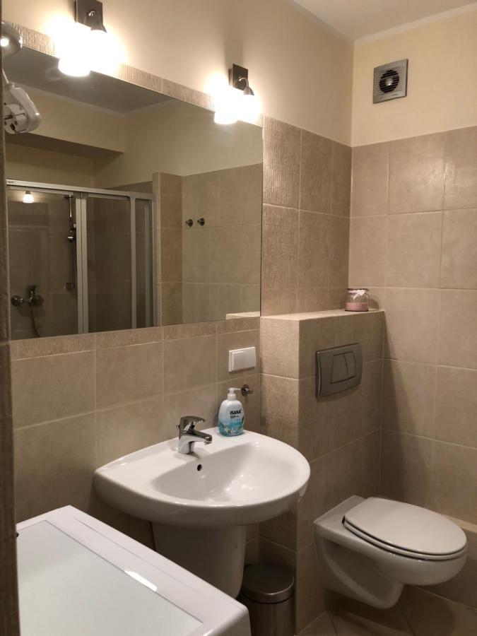 Apartament Holiday Apartment *