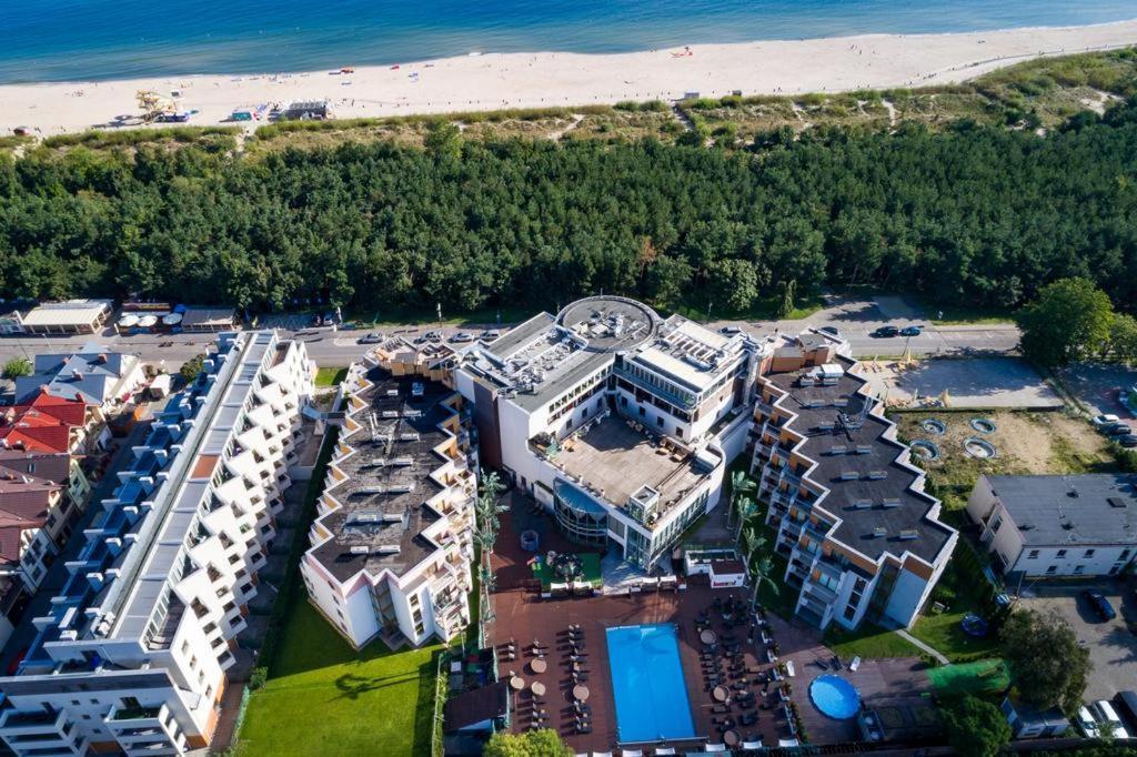 Apartament Holiday *